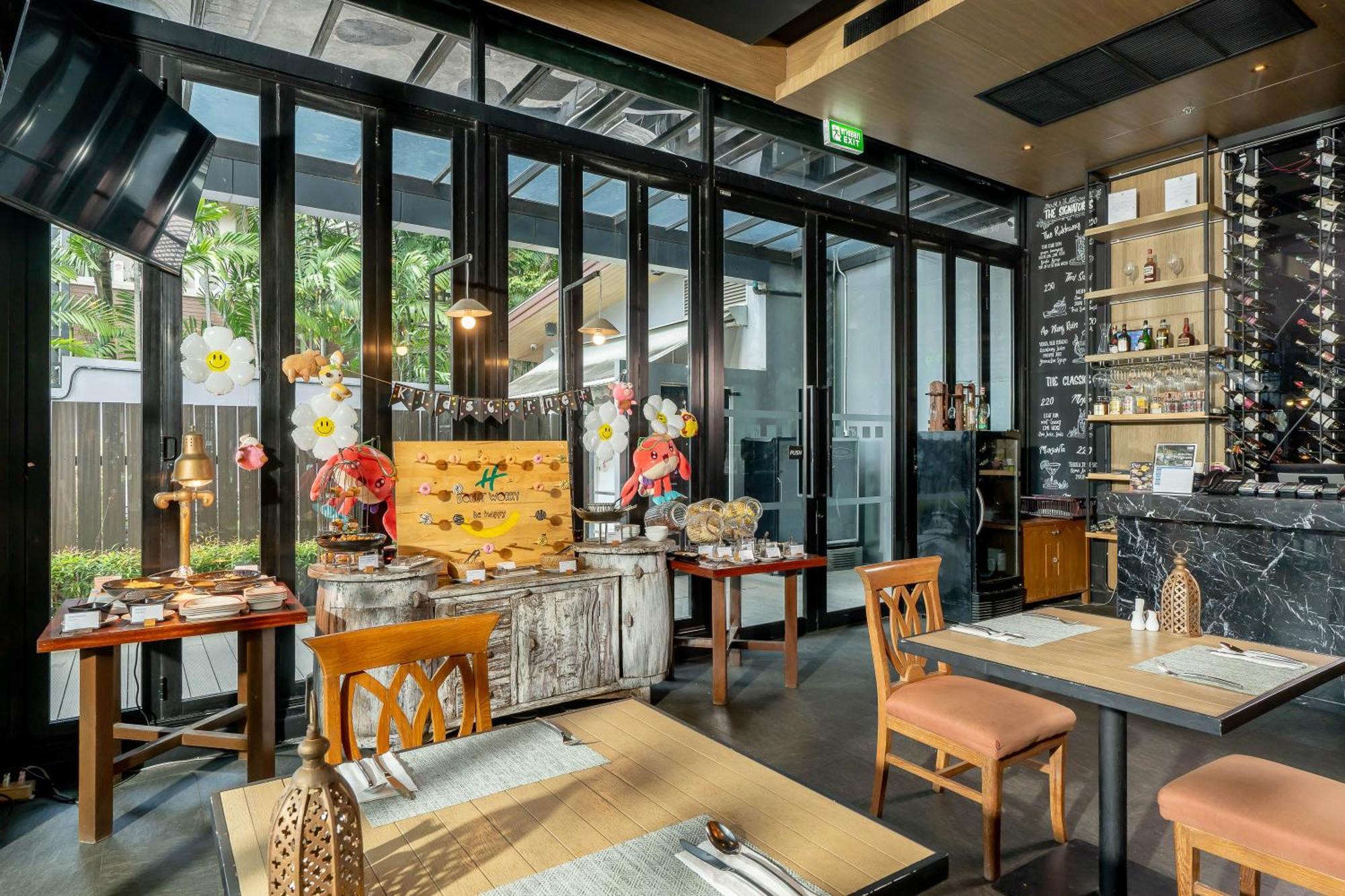 Holiday Inn Resort Krabi Ao Nang Beach By Ihg Bagian luar foto