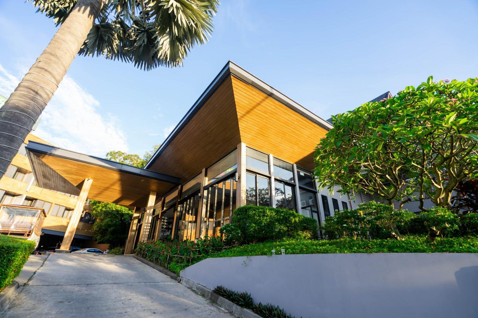 Holiday Inn Resort Krabi Ao Nang Beach By Ihg Bagian luar foto