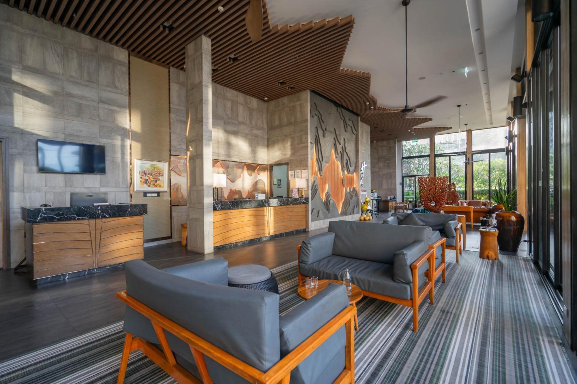 Holiday Inn Resort Krabi Ao Nang Beach By Ihg Bagian luar foto
