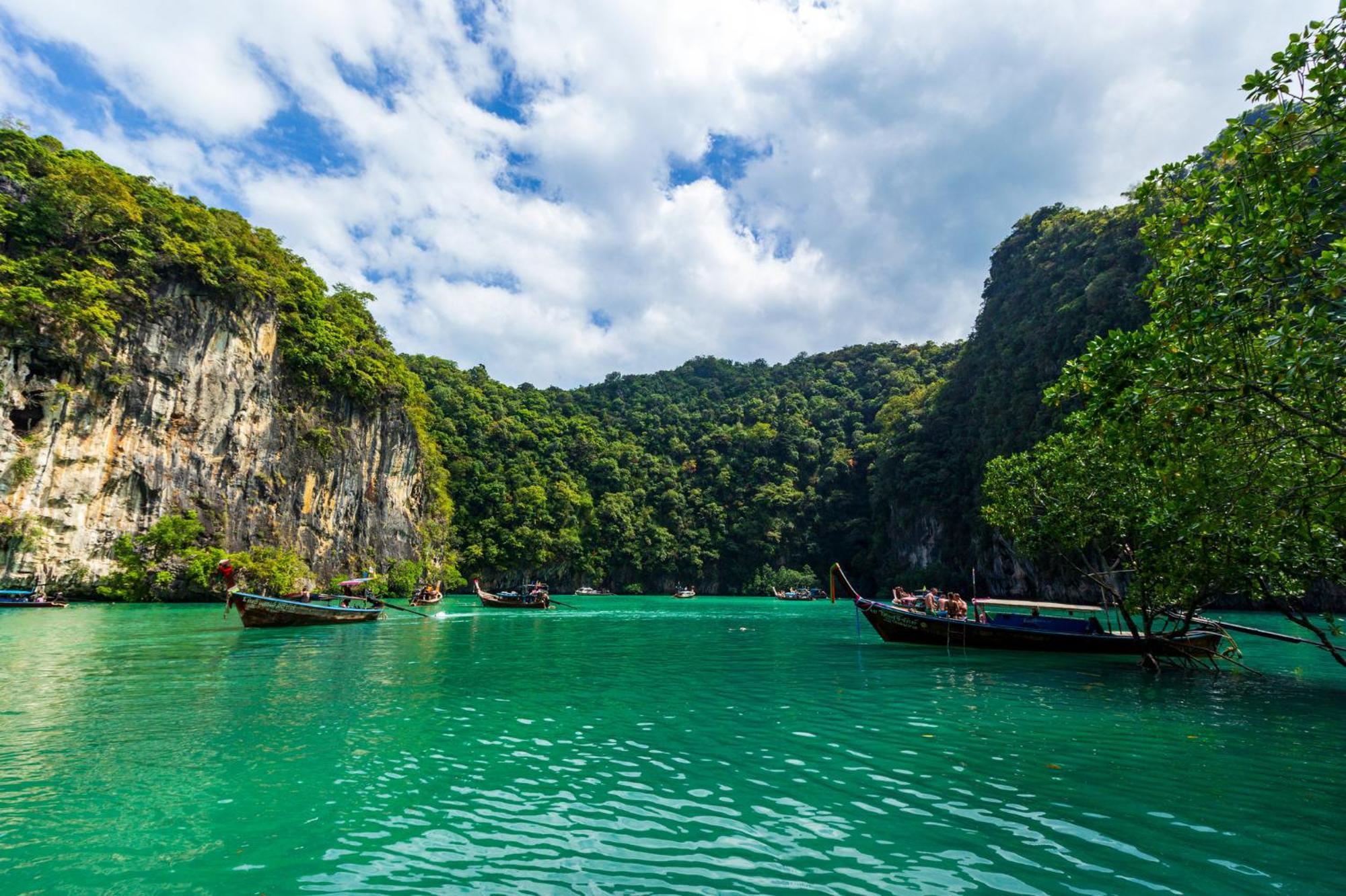 Holiday Inn Resort Krabi Ao Nang Beach By Ihg Bagian luar foto