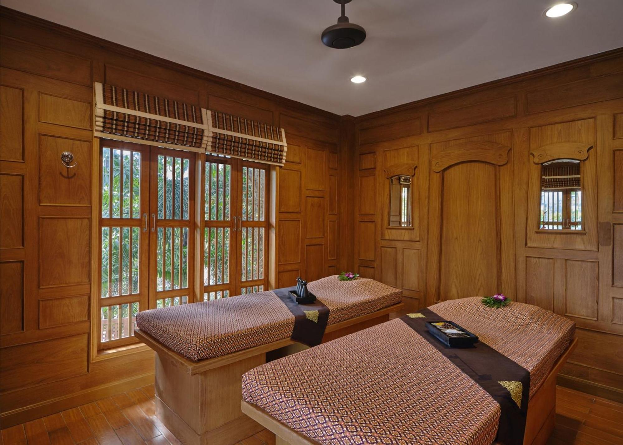 Holiday Inn Resort Krabi Ao Nang Beach By Ihg Bagian luar foto