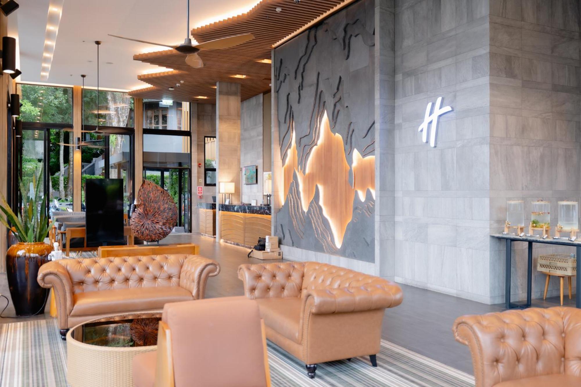 Holiday Inn Resort Krabi Ao Nang Beach By Ihg Bagian luar foto